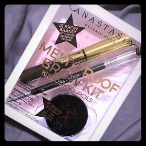 **NEVER OPENED** Anastasia Beverly Hills Brow Kit